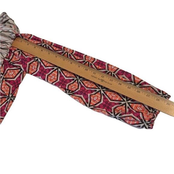 Chico’s Graphic Pattern‎ Off the Shoulder Long Sleeves Top Size Medium - Picture 4 of 14